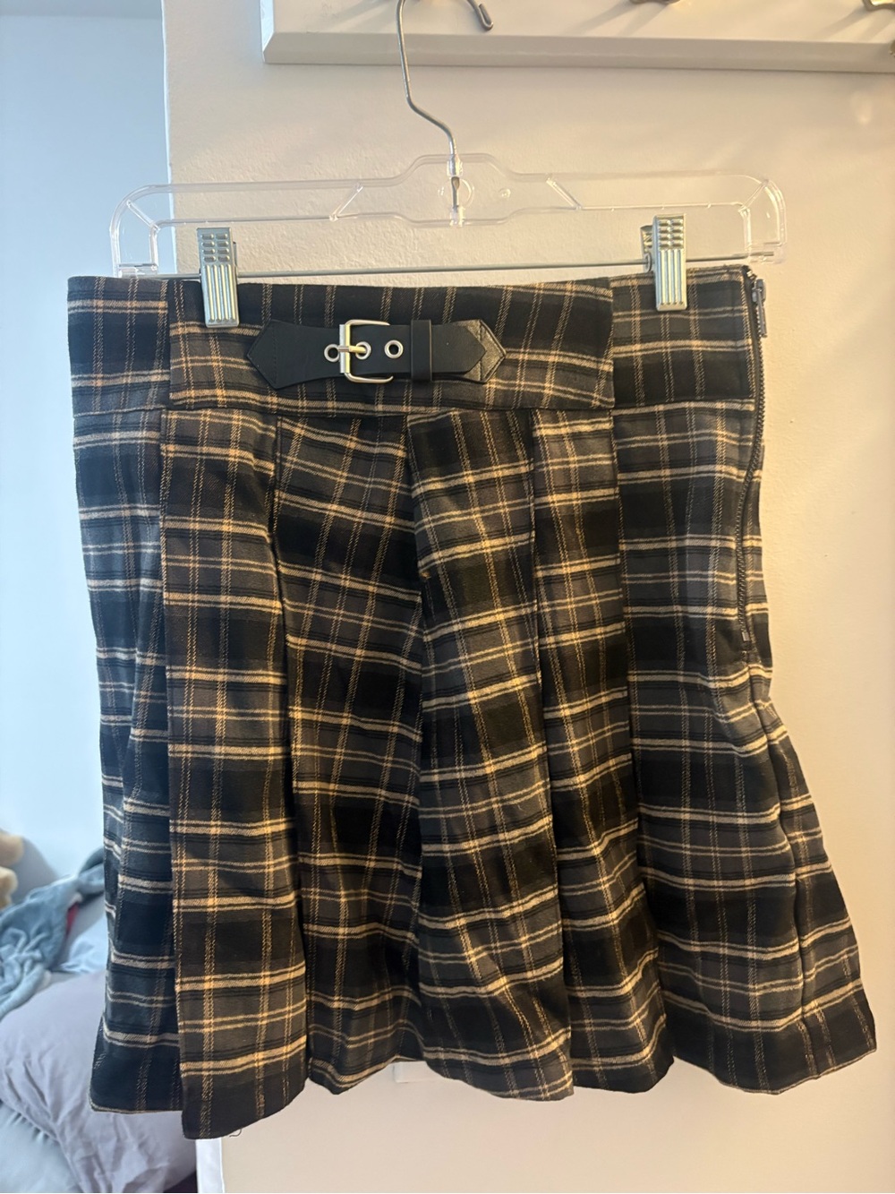 Disturbia Black and Cream Plaid Pleated Skirt with Belt Detail